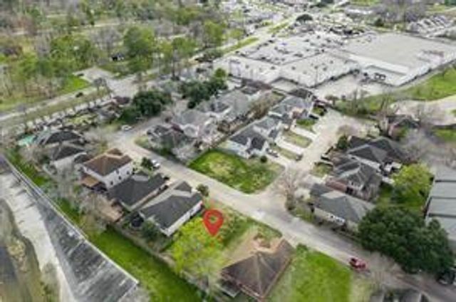 4444 Victory Drive, Houston, TX 77088