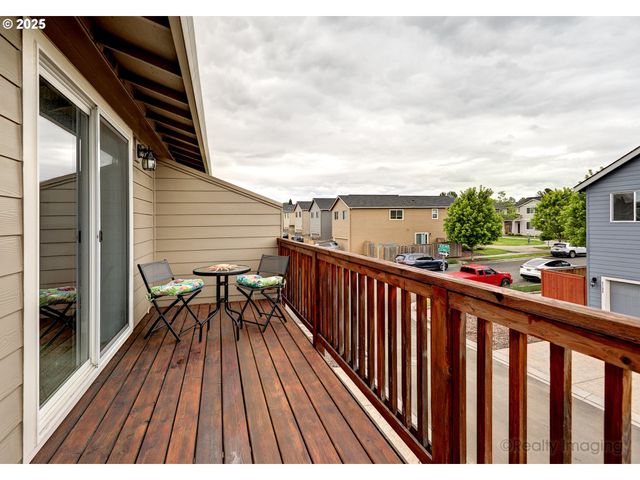 2170 Se 16TH St, Gresham, OR 97080