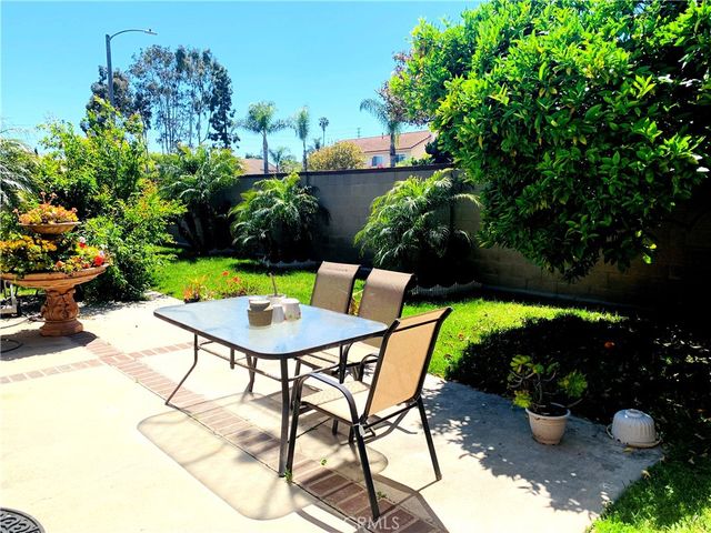 18893 Santa Isadora Street, Fountain Valley, CA 92708