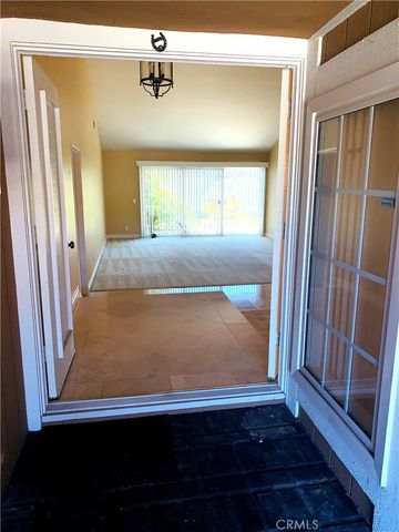 18893 Santa Isadora Street, Fountain Valley, CA 92708