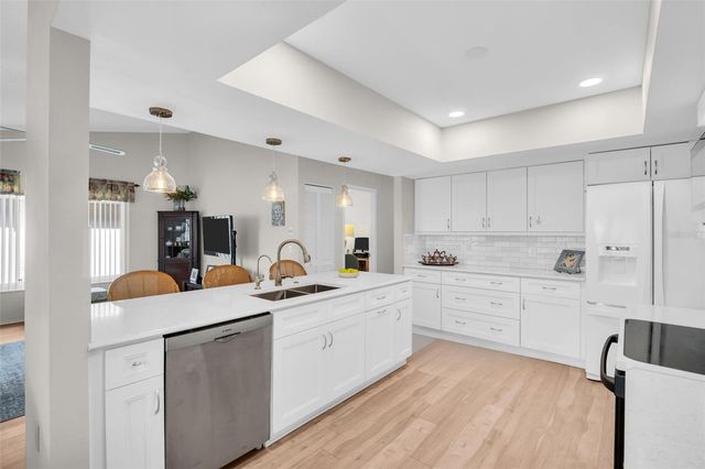 3960 TARPON POINTE CIRCLE, Palm Harbor, FL 34684