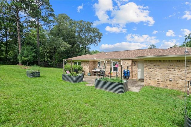 2525 Waterford Road, Semmes, AL 36575