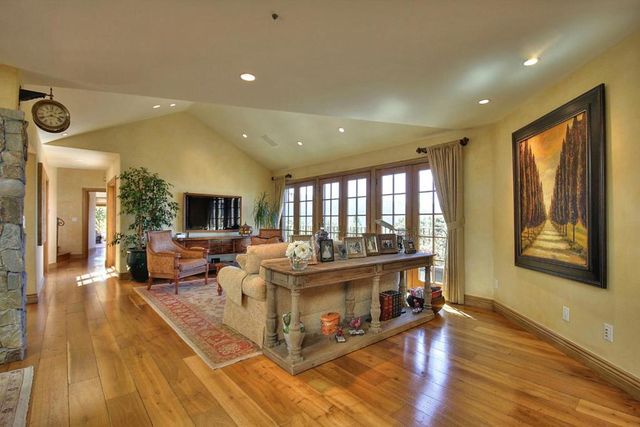 15668 Bohlman Road, Saratoga, CA 95070