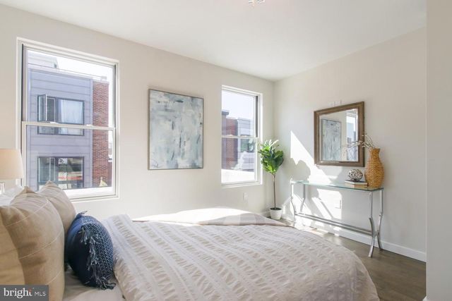 2213 WILDER ST, Philadelphia, PA 19146