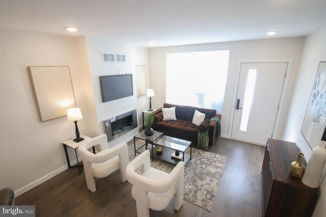 2213 WILDER ST, Philadelphia, PA 19146