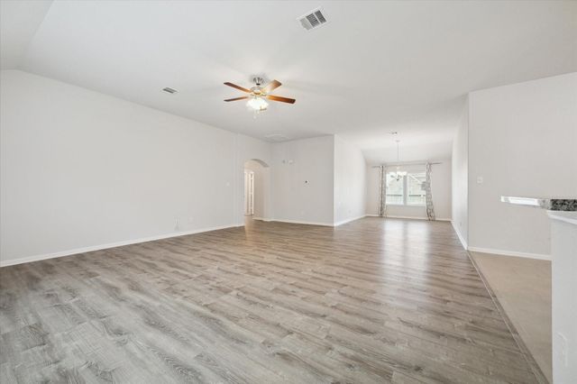 5156 Echo Falls Drive, Alvin, TX 77511