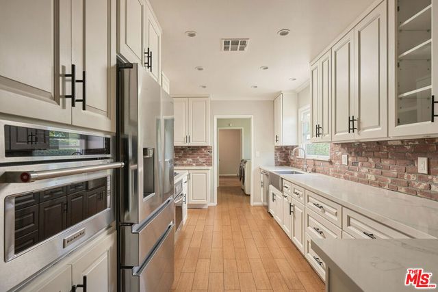 14212 Leadwell Street, Van Nuys, CA 91405