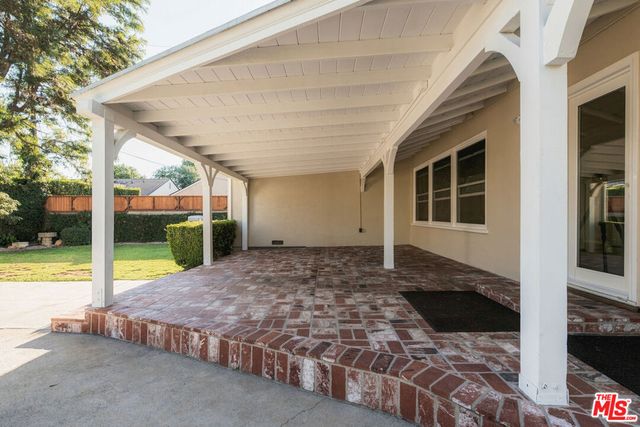 14212 Leadwell Street, Van Nuys, CA 91405