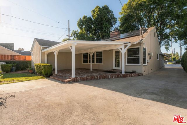 14212 Leadwell Street, Van Nuys, CA 91405