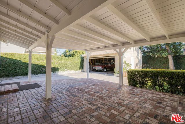 14212 Leadwell Street, Van Nuys, CA 91405