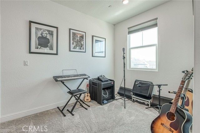 1817 N Phillip, Clovis, CA 93619