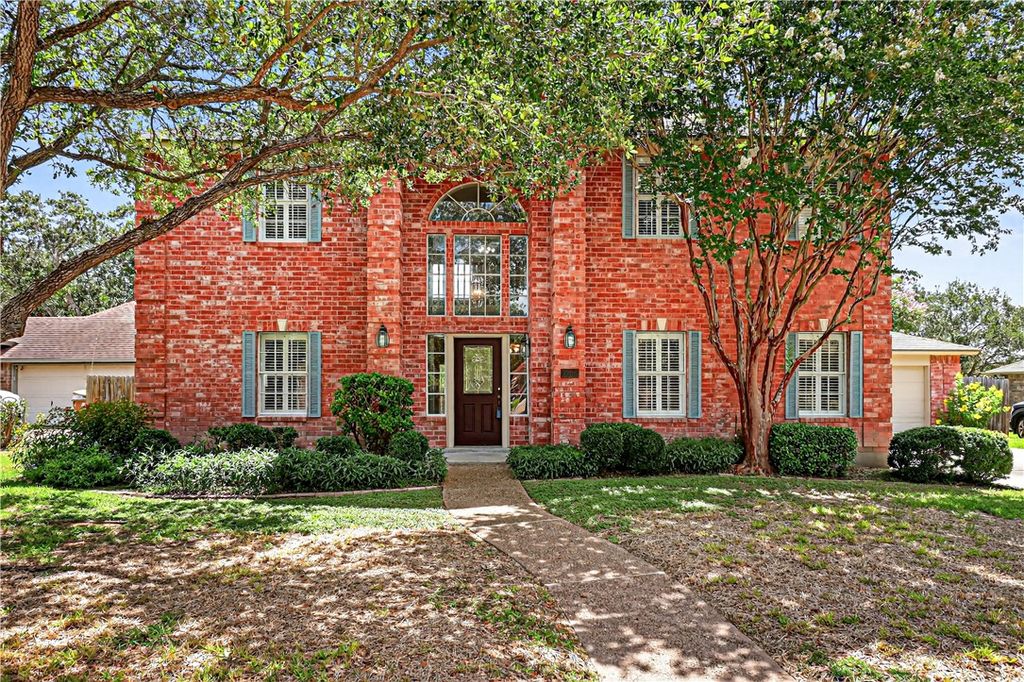 7706 Lake Bolsena Dr, Corpus Christi, TX 78413