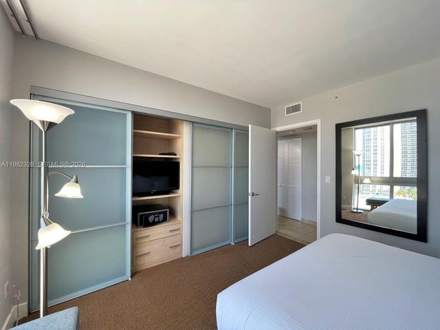 18683 Collins Avenue 1206, Sunny Isles Beach, FL 33160