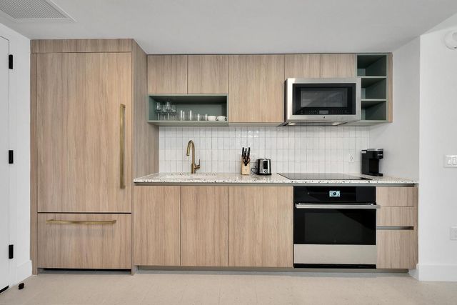 601 NE 1st Avenue 3809, Miami, FL 33132