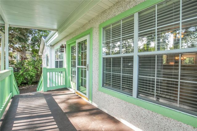 213 Magnolia Ave, St Simons Island, GA 31522