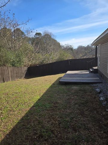 9 Lexington Circle, Phenix City, AL 36869