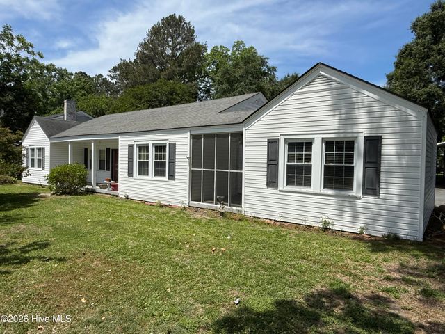 617 N Church St. Street, Mount Olive, NC 28365