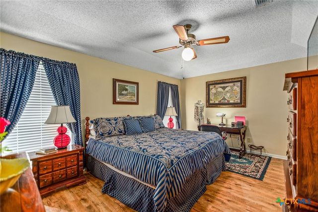 540 Royal Road, Port Lavaca, TX 77979