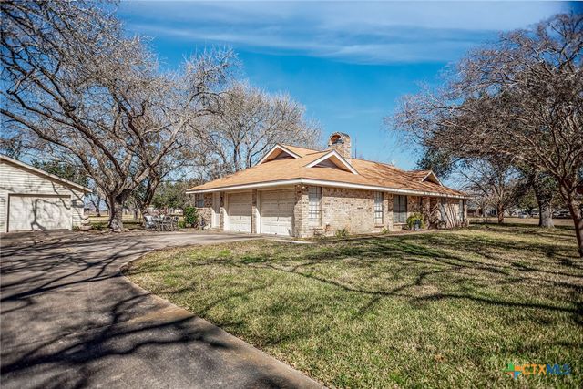 540 Royal Road, Port Lavaca, TX 77979