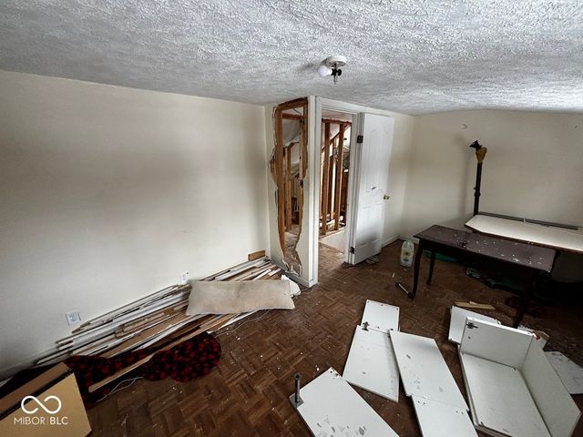 9015 Hibben Avenue, Indianapolis, IN 46229