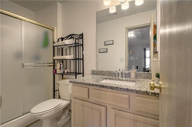 10631 E 46th Terrace, Kansas City, MO 64133