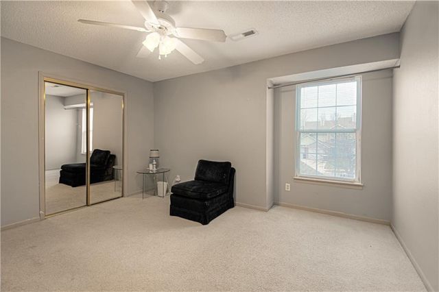 10631 E 46th Terrace, Kansas City, MO 64133