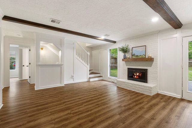 18 Mayfair Grove Court, The Woodlands, TX 77381