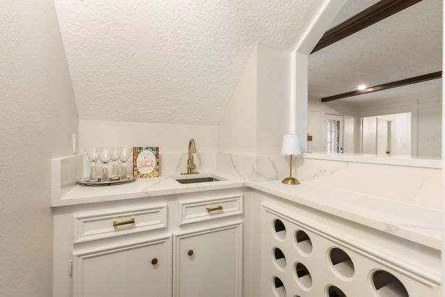 18 Mayfair Grove Court, The Woodlands, TX 77381