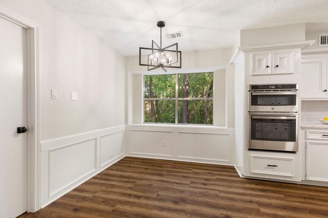 18 Mayfair Grove Court, The Woodlands, TX 77381