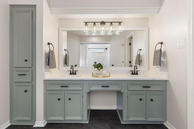 18 Mayfair Grove Court, The Woodlands, TX 77381