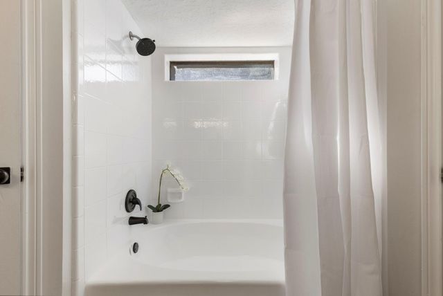 18 Mayfair Grove Court, The Woodlands, TX 77381