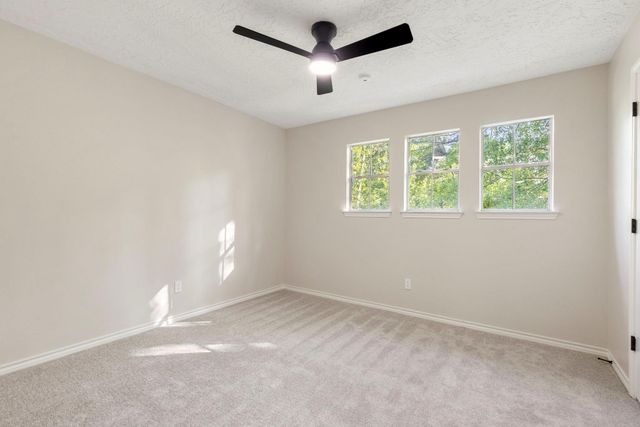 18 Mayfair Grove Court, The Woodlands, TX 77381