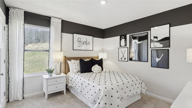 136 Smith Lane, Chippewa Twp, PA 15010