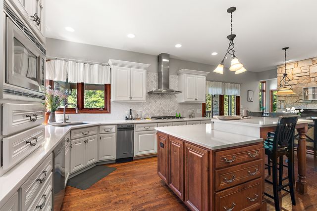 19257 Beaver Creek Lane, Mokena, IL 60448