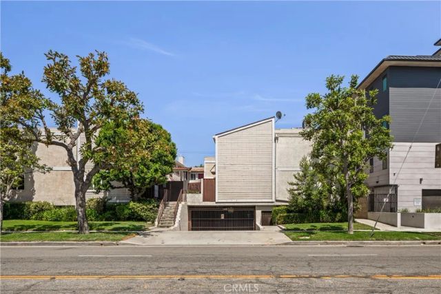 4230 Whitsett Avenue 6, Studio City, CA 91604