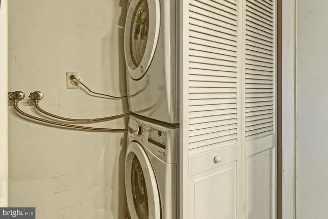 103 BUCKINGHAM DR, Southampton, NJ 08088