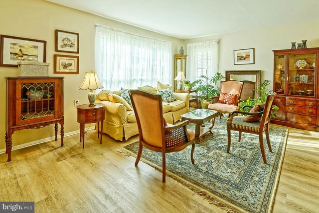 103 BUCKINGHAM DR, Southampton, NJ 08088