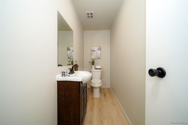 6578 Greene Haven Drive, Clarkston, MI 48348