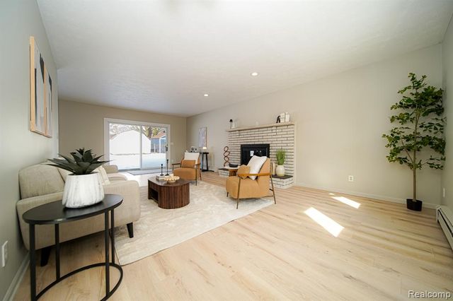 6578 Greene Haven Drive, Clarkston, MI 48348