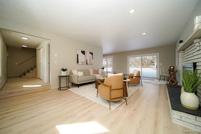 6578 Greene Haven Drive, Clarkston, MI 48348