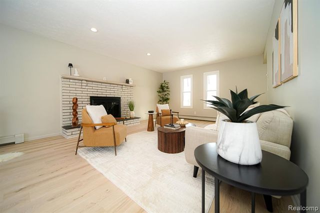 6578 Greene Haven Drive, Clarkston, MI 48348