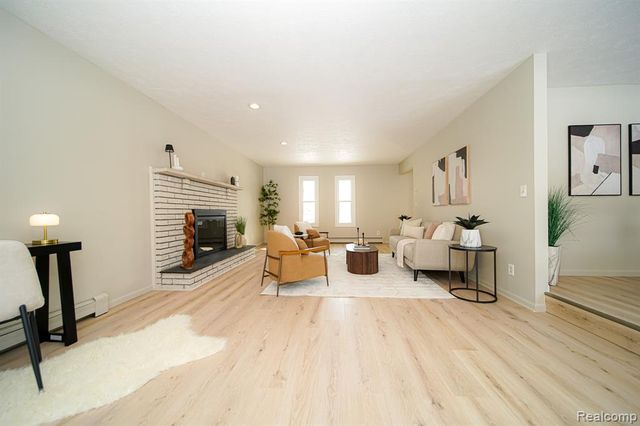 6578 Greene Haven Drive, Clarkston, MI 48348