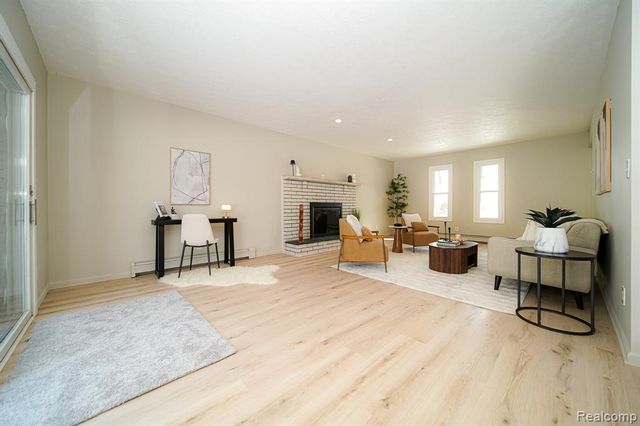 6578 Greene Haven Drive, Clarkston, MI 48348