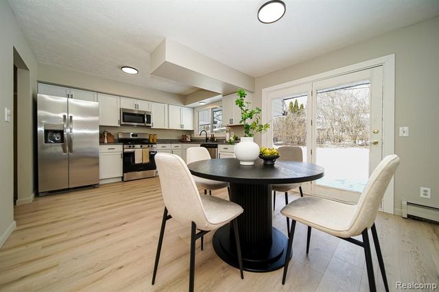 6578 Greene Haven Drive, Clarkston, MI 48348