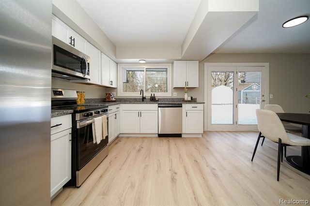 6578 Greene Haven Drive, Clarkston, MI 48348