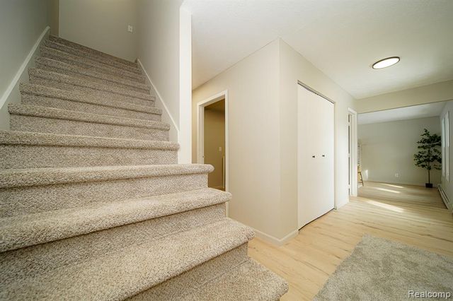 6578 Greene Haven Drive, Clarkston, MI 48348