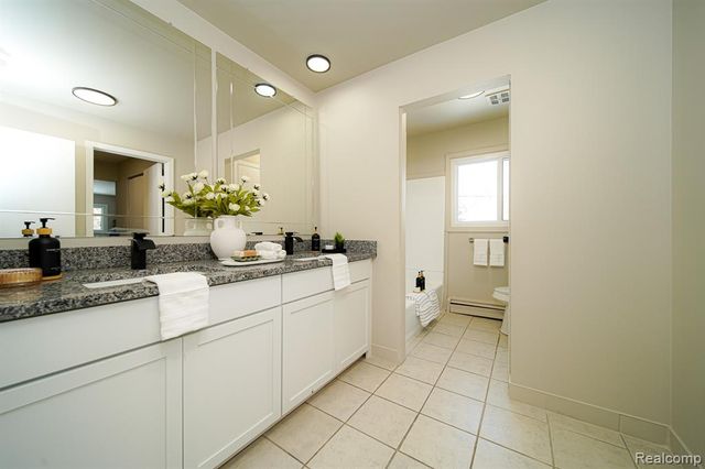 6578 Greene Haven Drive, Clarkston, MI 48348