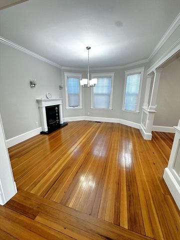 11 Wright St 1, Cambridge, MA 02138