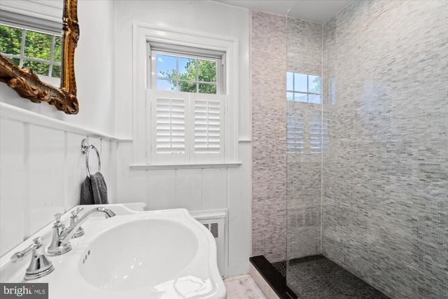 6422 BOULEVARD VW, Alexandria, VA 22307