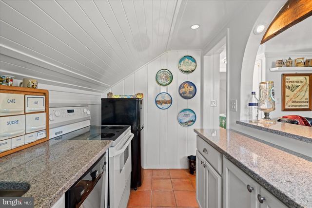 6422 BOULEVARD VW, Alexandria, VA 22307